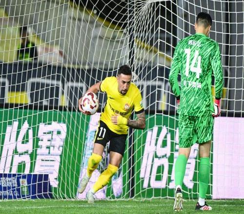 中央大街,白月光,餐馆,kaiyun·开云(中国)官方入口,kaiyun·开云(中国)入口,kaiyun·开云(中国)共享联赛,kaiyun·开云(中国)官方网站