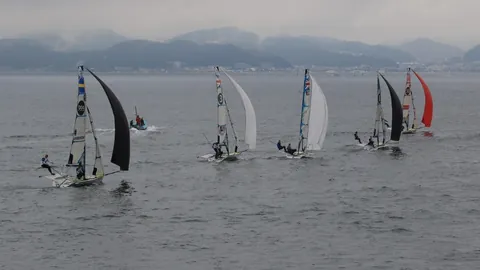 切尔西急于转让查洛巴，降价以求买家青睐。